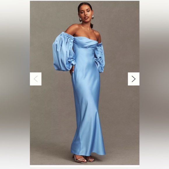 Significant Other Dresses & Skirts - Significant Other Danika Long Sleeve off the shoulder dress